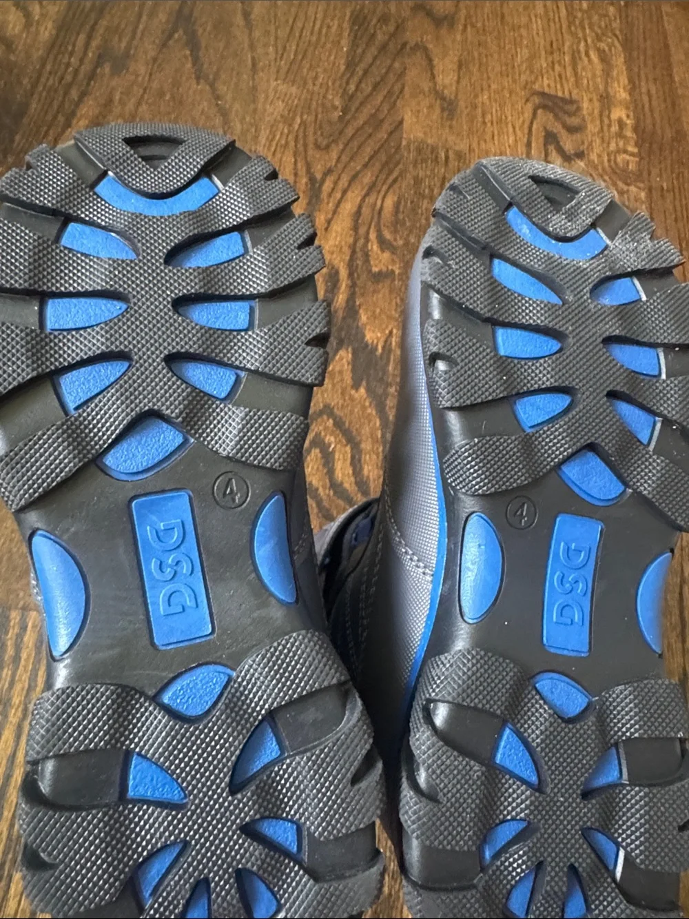 DSG Kids Winter Boots - Gray with Blue Accents